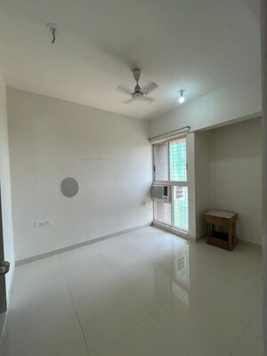 Room in 2 BHK Apartment at Lodha Golden Dream, Dombivli East – for Rent