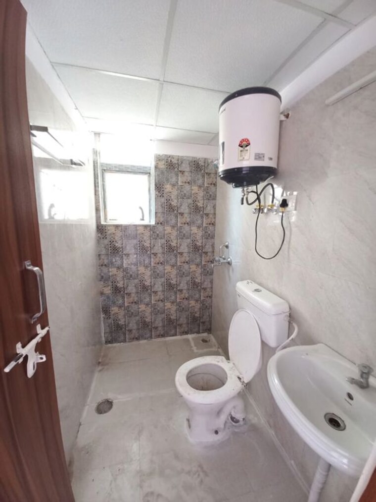 Bathroom, signature-the-millennia-2 2 Bedroom 690 Sq.Ft. Apartment In Sector 37d Gurgaon 10392005