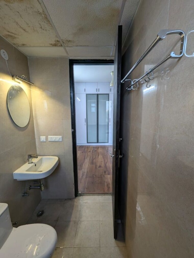 Bathroom, signature-global-park 3 Bedroom 1081 Sq.Ft. Builder Floor In Sohna Sector 36 Gurgaon 10392054