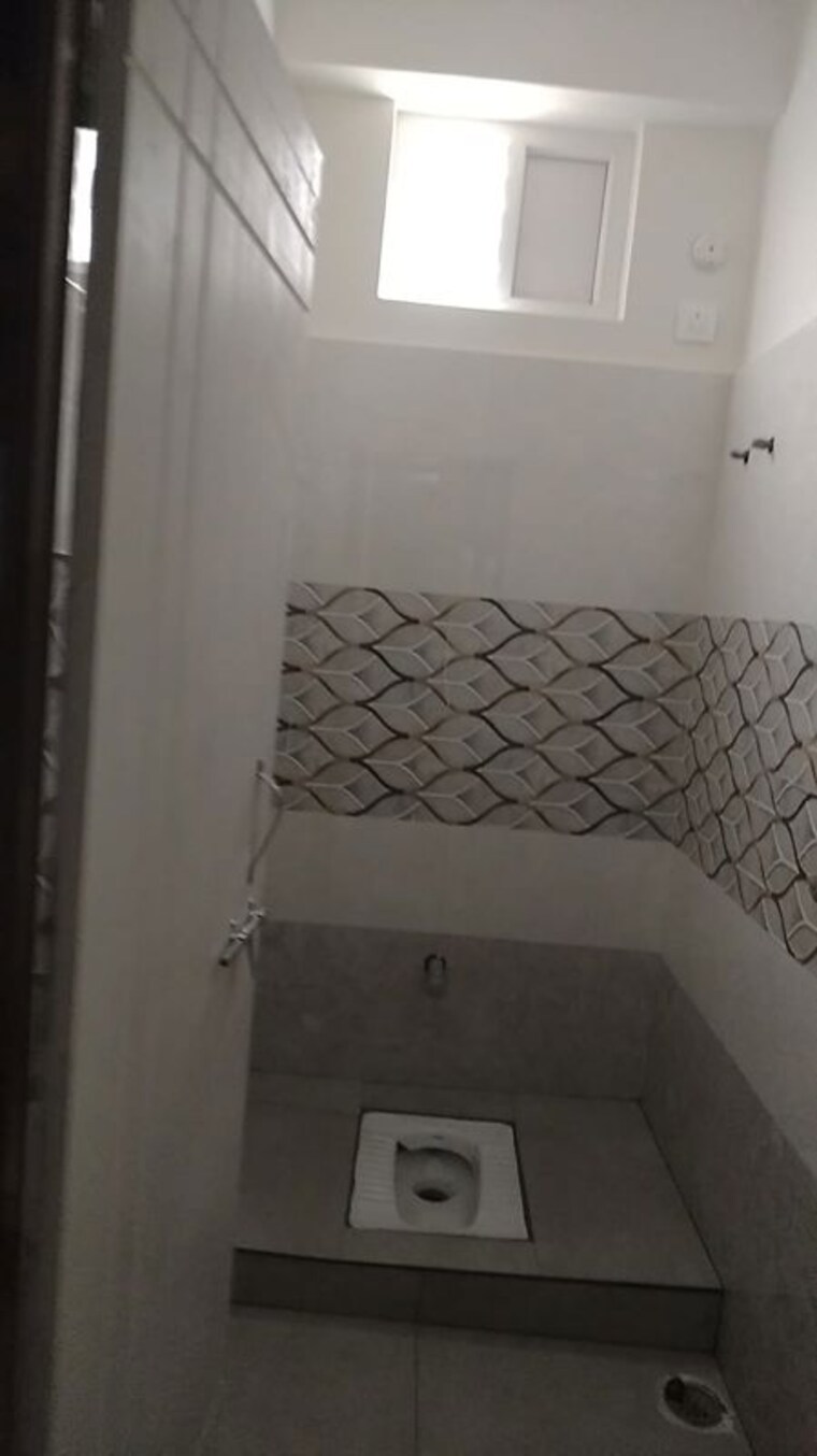Bathroom, aparna-avani 3 Bedroom 1725 Sq.Ft. Apartment In Isnapur Hyderabad 10392058