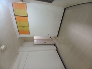 Studio Apartment For Rent in Vanrai Shopping Premises, Goregaon East