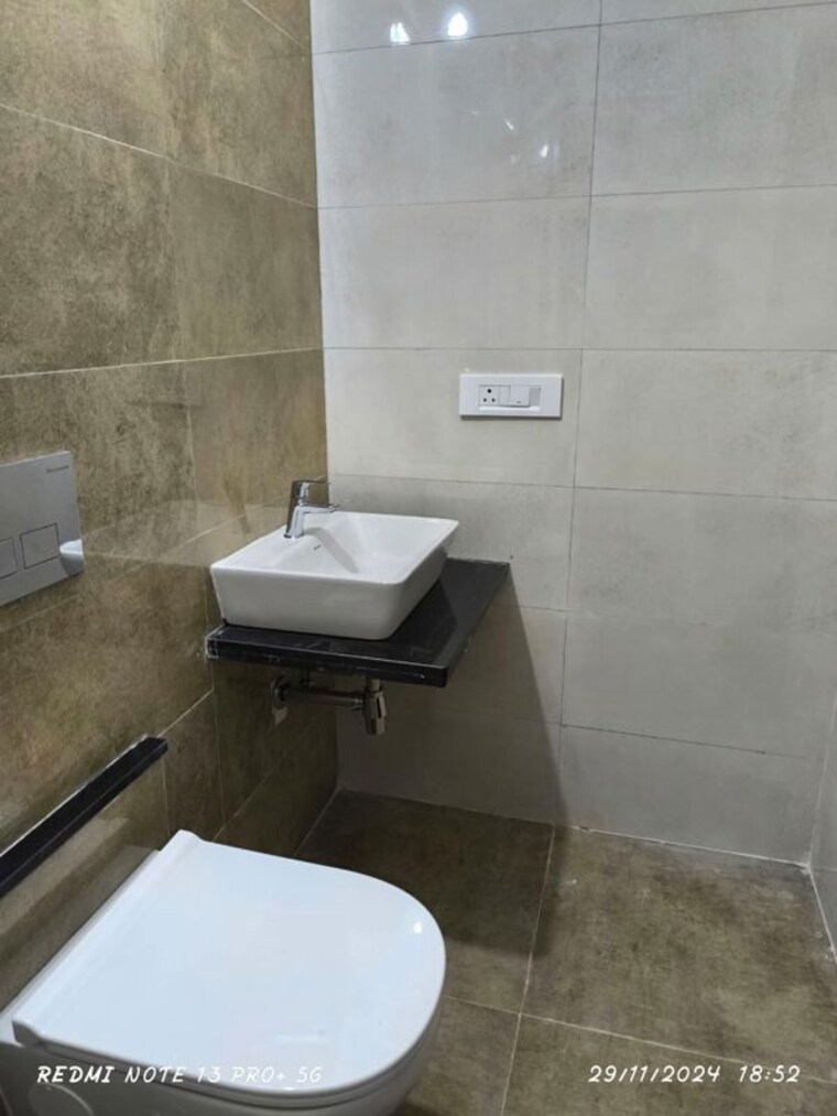 Bathroom, omkar-signet 1 Bedroom 650 Sq.Ft. Apartment In Malad East Mumbai 10392035