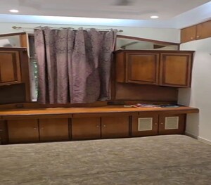 Bedroom in 2 BHK Apartment at Dadar East – for Rent
