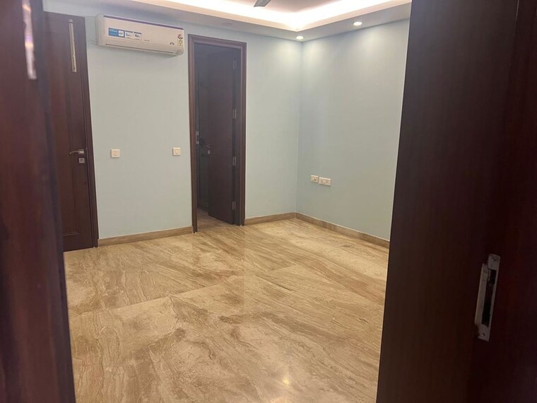 Room, greater kailash ii 3 Bedroom 2000 Sq.Ft. Builder Floor In Greater Kailash ii Delhi 10392052