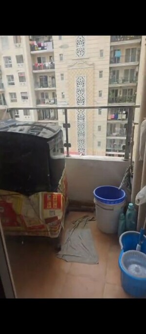 Bathroom in 3 BHK Apartment at Emenox La Solara, Sector 16 Greater Noida – for Sale