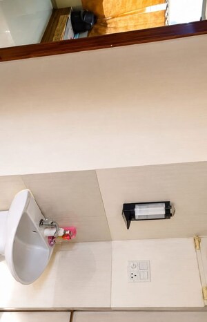 Furnished Amenities in 2 BHK Apartment at Rahatani – for Sale
