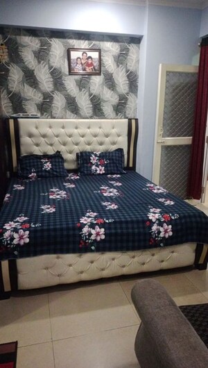 Bedroom in 3.5 BHK Apartment at Gaur City 2 - 11th Avenue, Sector 16c Greater Noida – for Rent