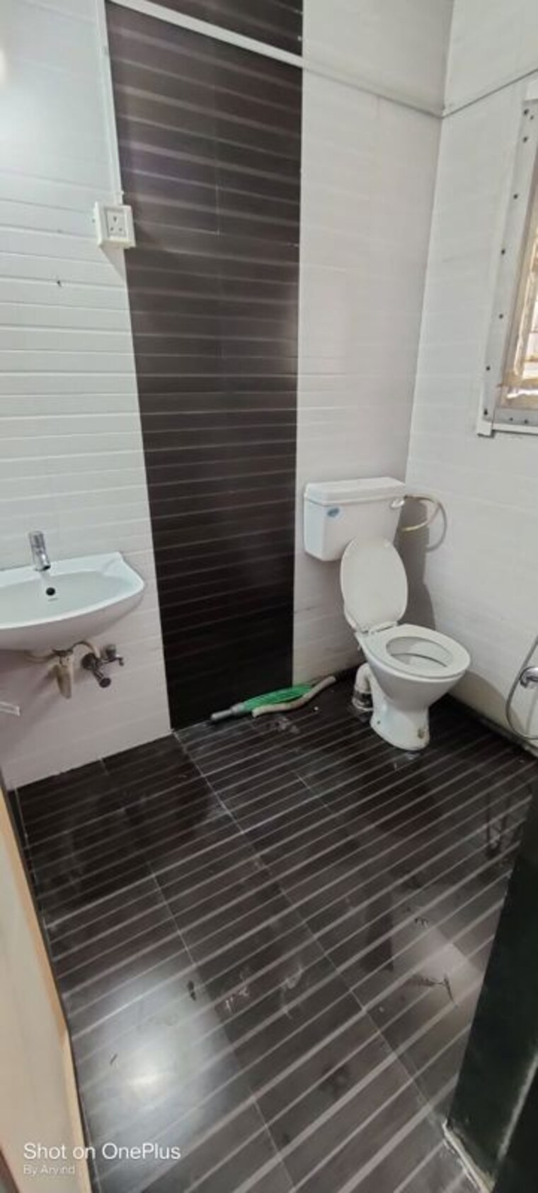 Bathroom, wakad 2 Bedroom 680 Sq.Ft. Apartment In Wakad Pune 10392076