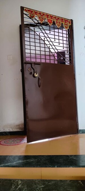 Room in 2 BHK Apartment at Wakad – for Sale