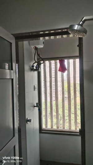 Furnished Amenities in 2 BHK Apartment at Kanakia Spaces Niharika, Manpada – for Rent