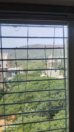 Room in 2 BHK Apartment at Kanakia Spaces Niharika, Manpada – for Rent