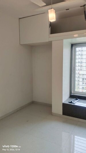 Room in 2 BHK Apartment at Kanakia Spaces Niharika, Manpada – for Rent