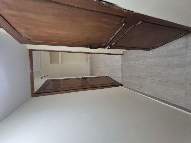 undefined, mayur vihar 2.5 Bedroom 850 Sq.Ft. Apartment In Mayur Vihar Delhi 10392119