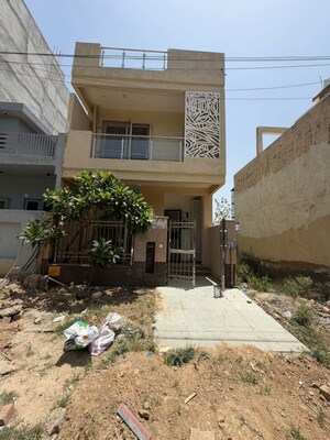 3 BHK Villa – Exterior View View at Gaur Yamuna City, Gaur Yamuna City - for Rent