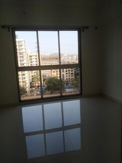1 BHK + Extra Room Apartment For Rent in Godrej Central