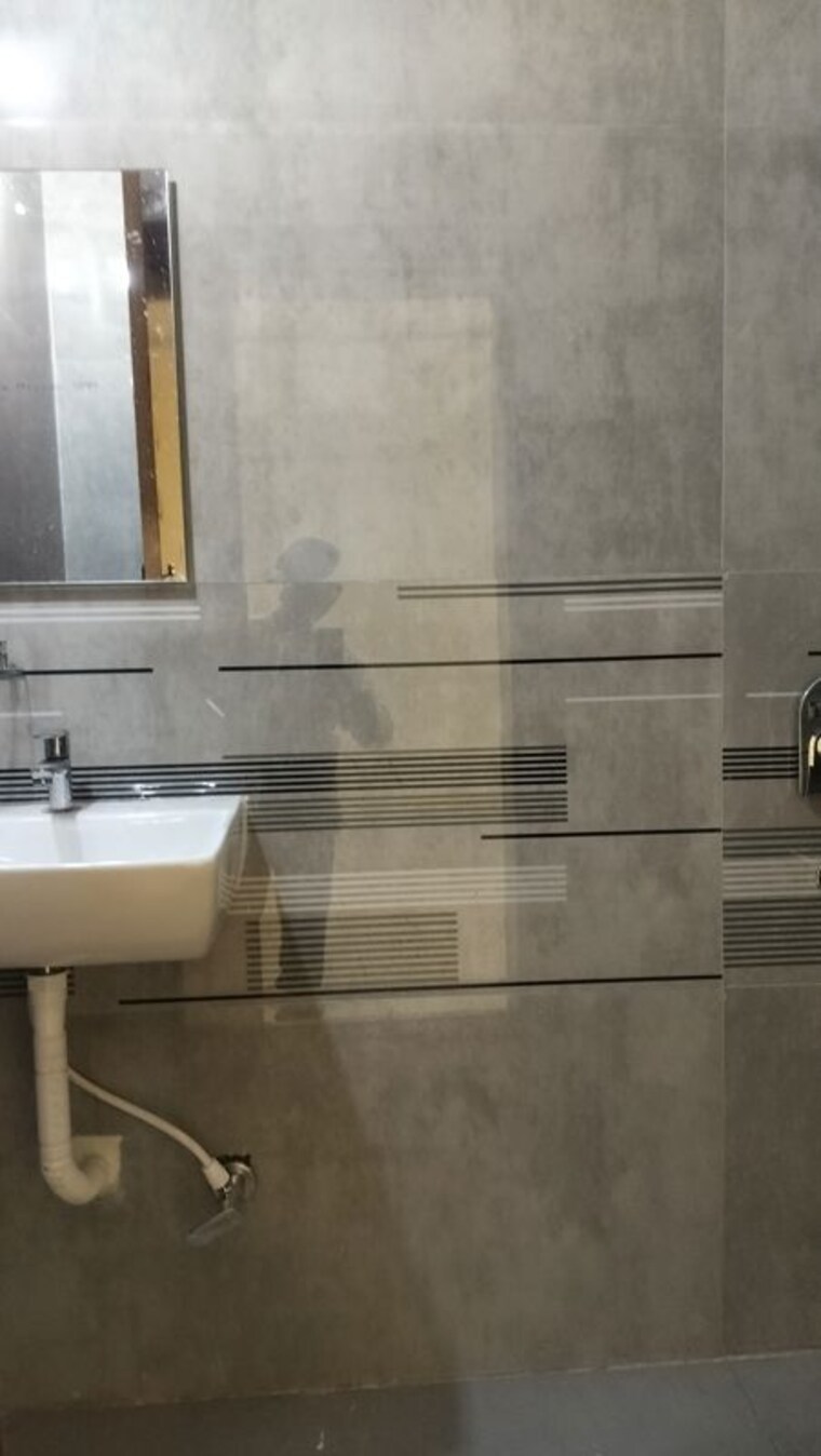Bathroom, jubilee hills Commercial Office Space 1800 Sq.Ft. In Jubilee Hills Hyderabad 10392135