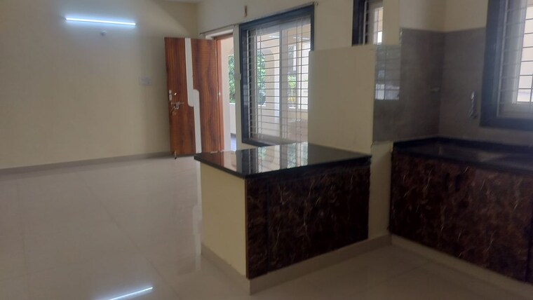 Room, jubilee hills Commercial Office Space 1800 Sq.Ft. In Jubilee Hills Hyderabad 10392135