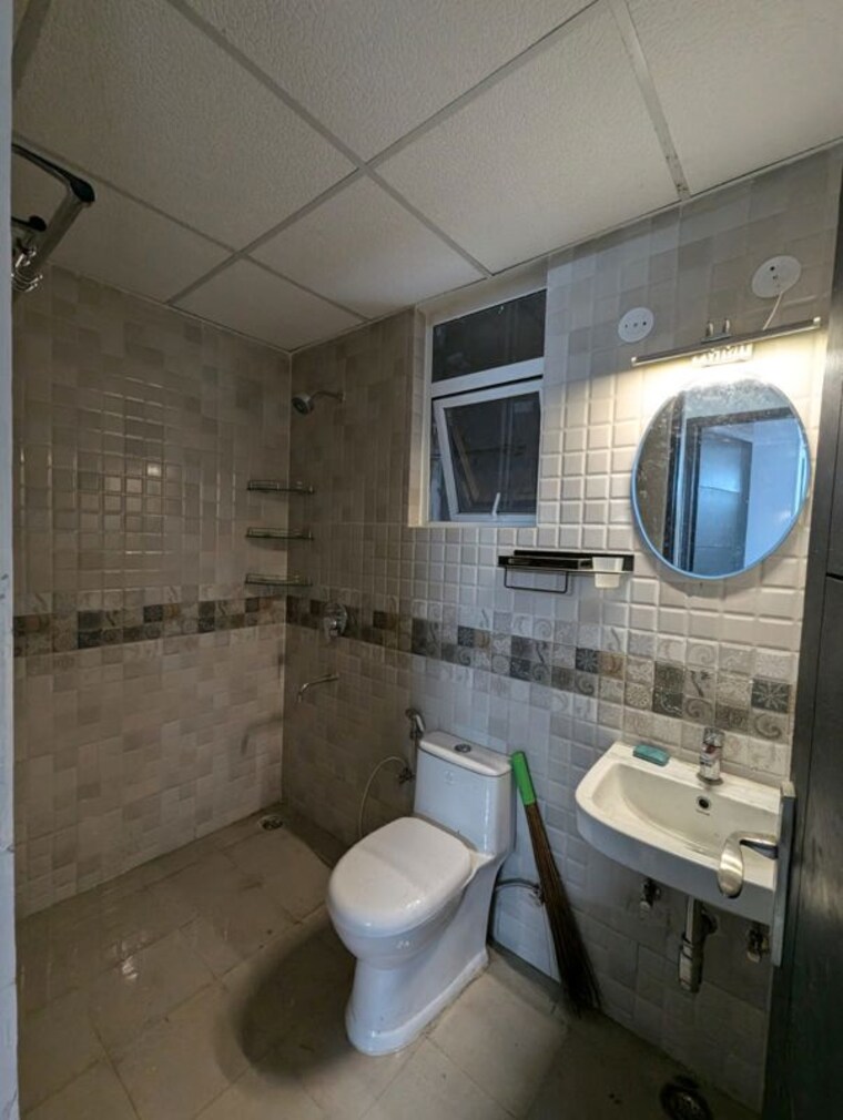 Bathroom, signature-global-park 3 Bedroom 1081 Sq.Ft. Builder Floor In Sohna Sector 36 Gurgaon 10392169