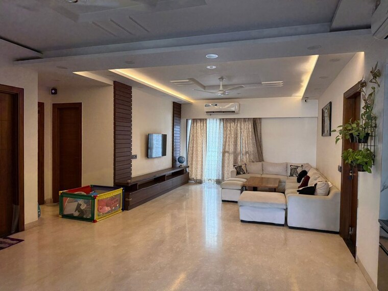 Living Room, sector 52 4 Bedroom 2700 Sq.Ft. Builder Floor In Sector 52 Gurgaon 10392190