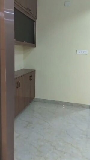 Room in 2 BHK Apartment at Bv Nagar – for Rent