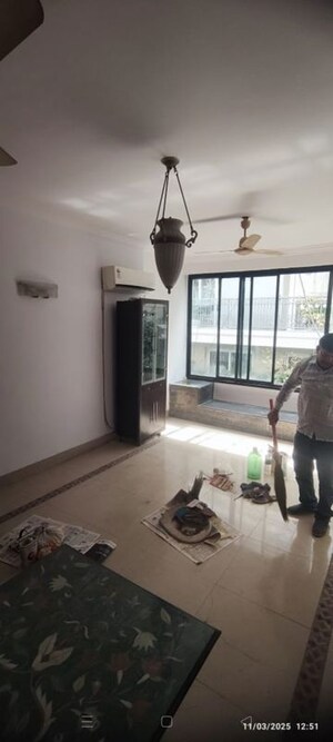 Parking in 2 BHK Builder Floor at Greater Kailash I – for Rent