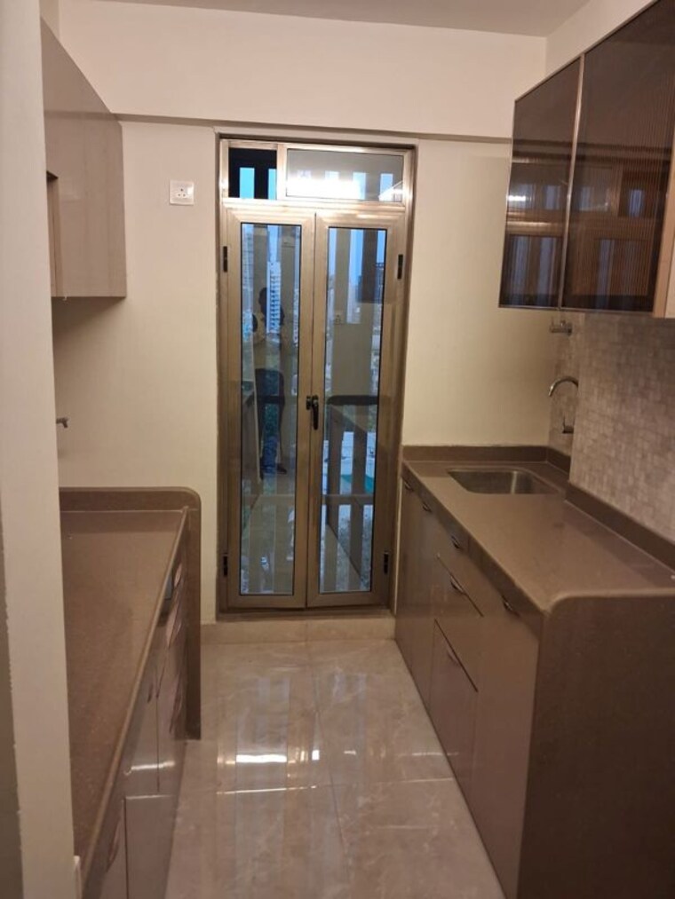Kitchen, vile parle west 2 Bedroom 800 Sq.Ft. Apartment In Vile Parle West Mumbai 10392230