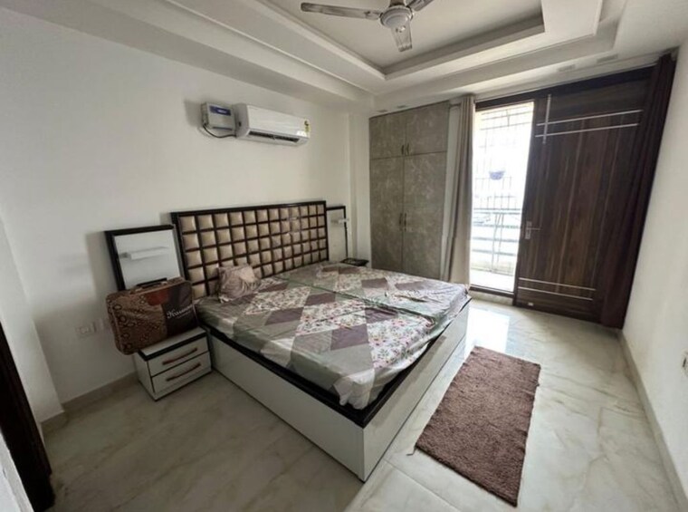 Bedroom, sushant lok iii 3 Bedroom 2700 Sq.Ft. Builder Floor In Sushant Lok Iii Gurgaon 10392231