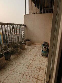 2 BHK Apartment For Rent in Saya Zion