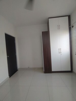 Room in 3 BHK Apartment at Provident Park Square, Kanakapura Road – for Rent