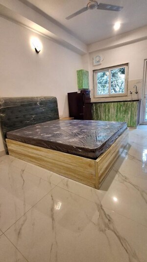 Bedroom in 1 RK Builder Floor at Sushant Lok I – for Rent