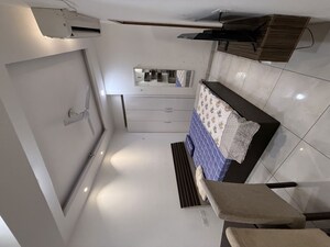 Room in 2 BHK Apartment at Aims Golf City, Sector 75 – for Rent