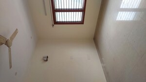 Room in 3 BHK Independent House at Hsr Layout – for Rent