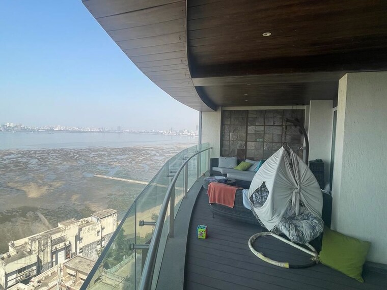Balcony, bayview-terraces 5 Bedroom 5400 Sq.Ft. Apartment In Prabhadevi Mumbai 10392319