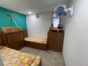 Furnished Amenities in 5 BHK Apartment at Bayview Terraces, Prabhadevi – for Rent