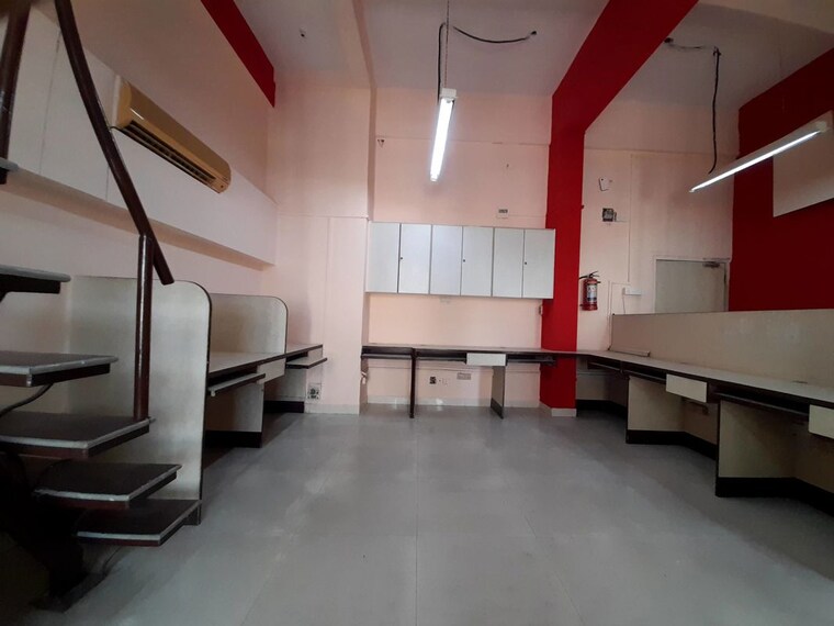 Team Area, goregaon east Commercial Office Space 800 Sq.Ft. In Goregaon East Mumbai 10392296