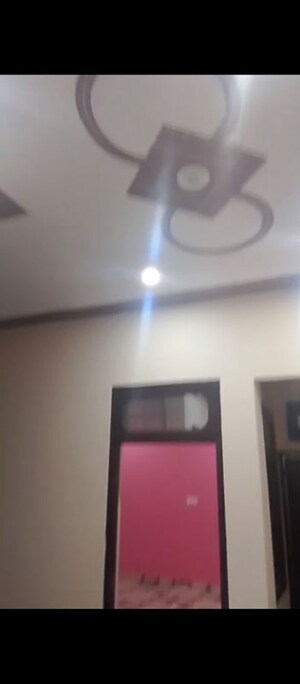 Furnished Amenities in 5 BHK Independent House at Alambagh – for Sale
