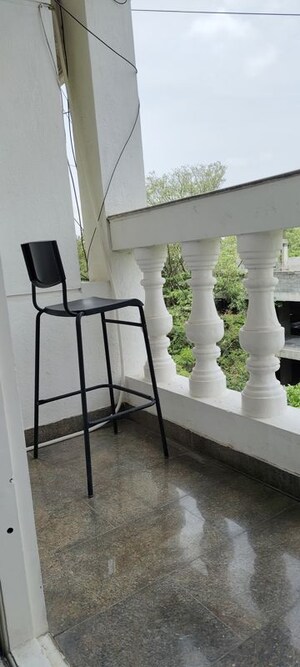Staircase in 2 BHK Apartment at Cambridge Layout – for Rent
