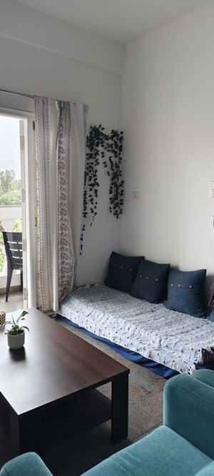Bedroom in 2 BHK Apartment at Cambridge Layout – for Rent