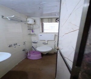 Bathroom in 1 BHK Apartment at Matunga East – for Rent