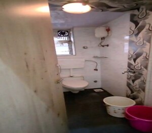 Bathroom in 1 BHK Apartment at Matunga East – for Rent