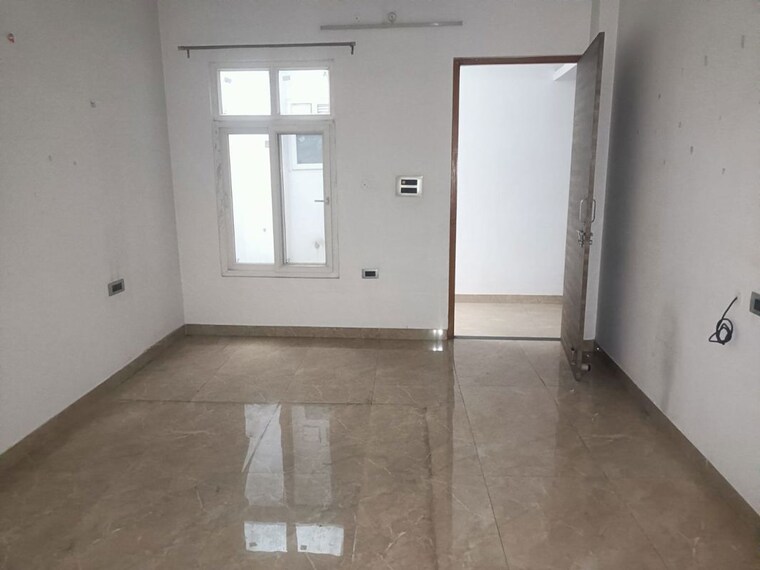 Room, indira nagar 3 Bedroom 2500 Sq.Ft. Independent House In Indira Nagar Lucknow 10392373