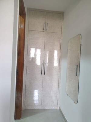Furnished Amenities in 3 BHK Builder Floor at BPTP Parklands Villa, Sector 88 – for Rent
