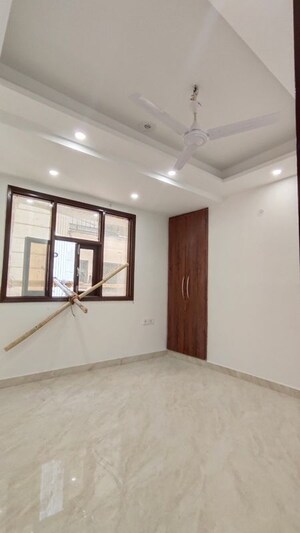 Room in 2 BHK Builder Floor at Jawahar Nagar – for Rent