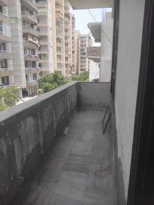 Balcony in 2.5 BHK Builder Floor at Sector 48 – for Rent
