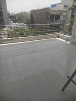 2.5 BHK + Pooja Room,Extra Room 350 Sq.Ft. Builder Floor in Sector 48