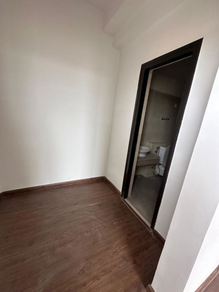 Room, indiabulls-centrum-park 4 Bedroom 2875 Sq.Ft. Apartment In Sector 103 Gurgaon 10392425