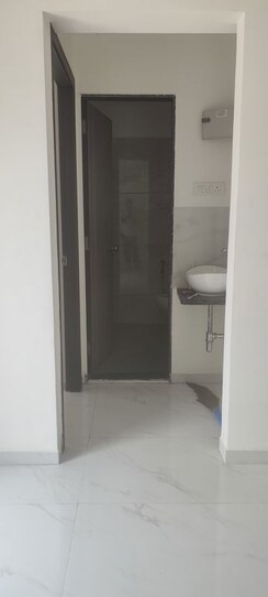 1 BHK Apartment For Rent in Metropolis Bayside