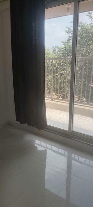 Building Lobby in 1 BHK Apartment at Metropolis Bayside, Kasarvadavali – for Rent