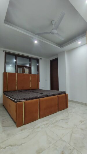 Bedroom in 2 BHK Builder Floor at Saket – for Rent