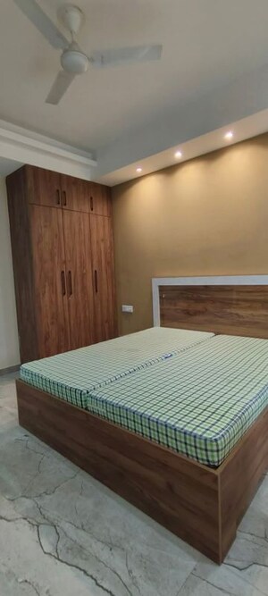 2 BHK Builder Floor For Rent in Pitampura